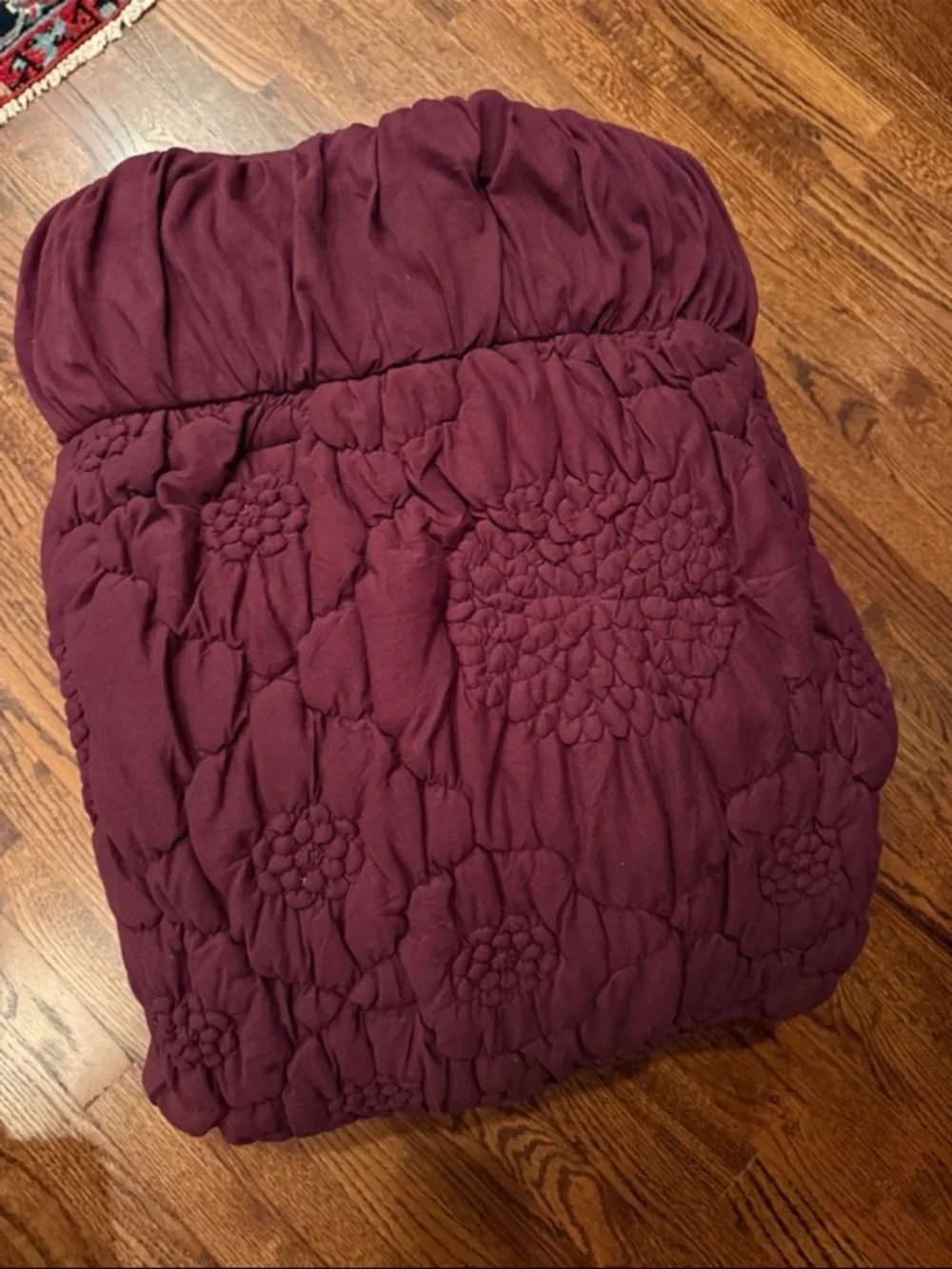 New Anthropologie Dahlia 100% Cotton Jersey Floral Quilt Size Queen